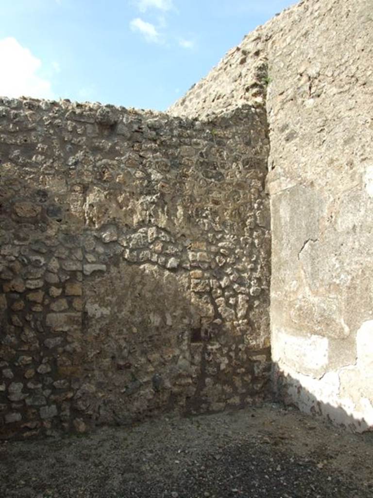 IX.3.16 Pompeii. March 2009. North wall of rear room.