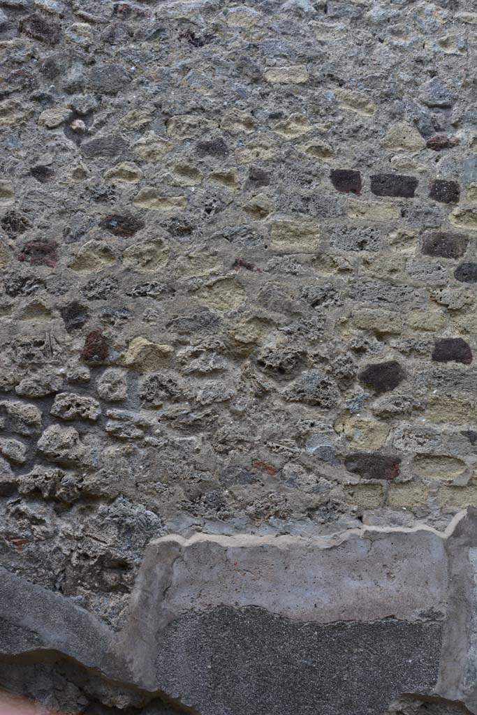 IX.5.2 Pompeii. May 2017. Corridor �m�, looking towards east wall.
Foto Christian Beck, ERC Grant 681269 D�COR.
