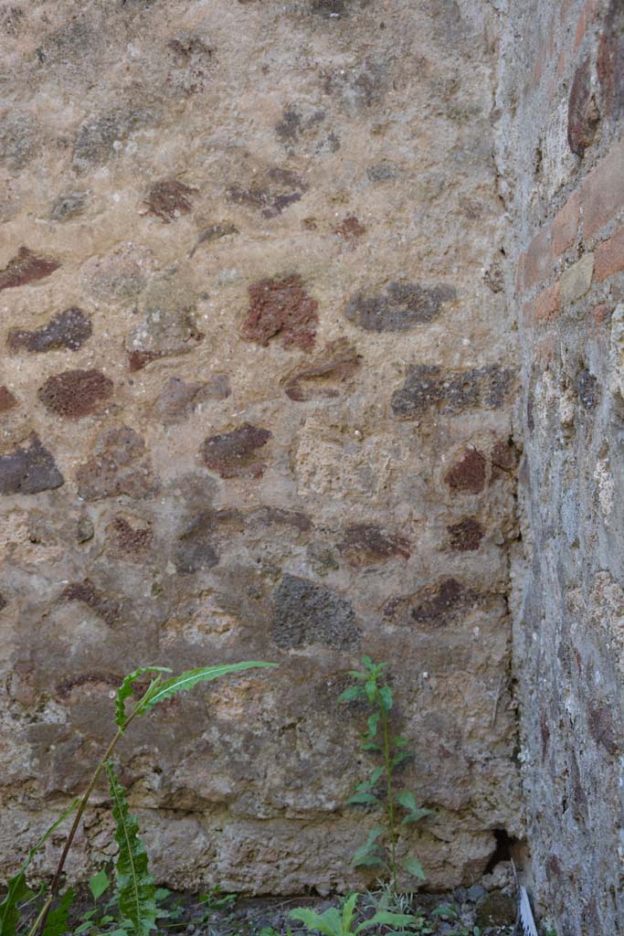 IX.5.2 Pompeii. May 2017. Room �n�, south wall in south-west corner.
Foto Christian Beck, ERC Grant 681269 D�COR.

