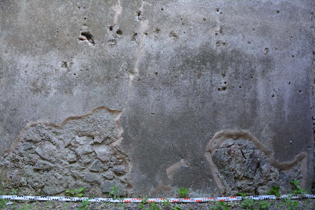 IX.5.2 Pompeii. May 2017. Room �o�, lower south wall.
Foto Christian Beck, ERC Grant 681269 D�COR.
