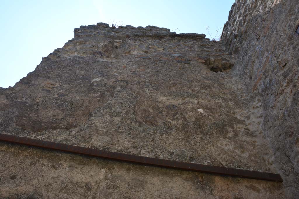 IX.5.2 Pompeii. May 2017. Room �z�, upper south wall.
Foto Christian Beck, ERC Grant 681269 D�COR.
