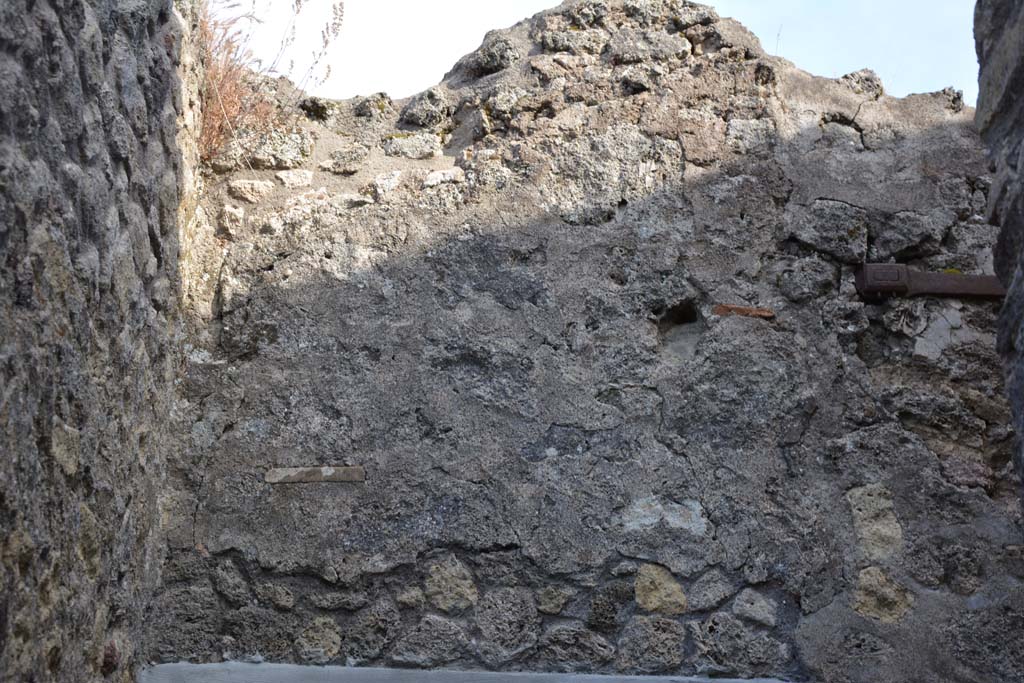 IX.5.2 Pompeii. May 2017. Corridor �m�, south wall above doorway leading into peristyle �p�.
Foto Christian Beck, ERC Grant 681269 D�COR.
