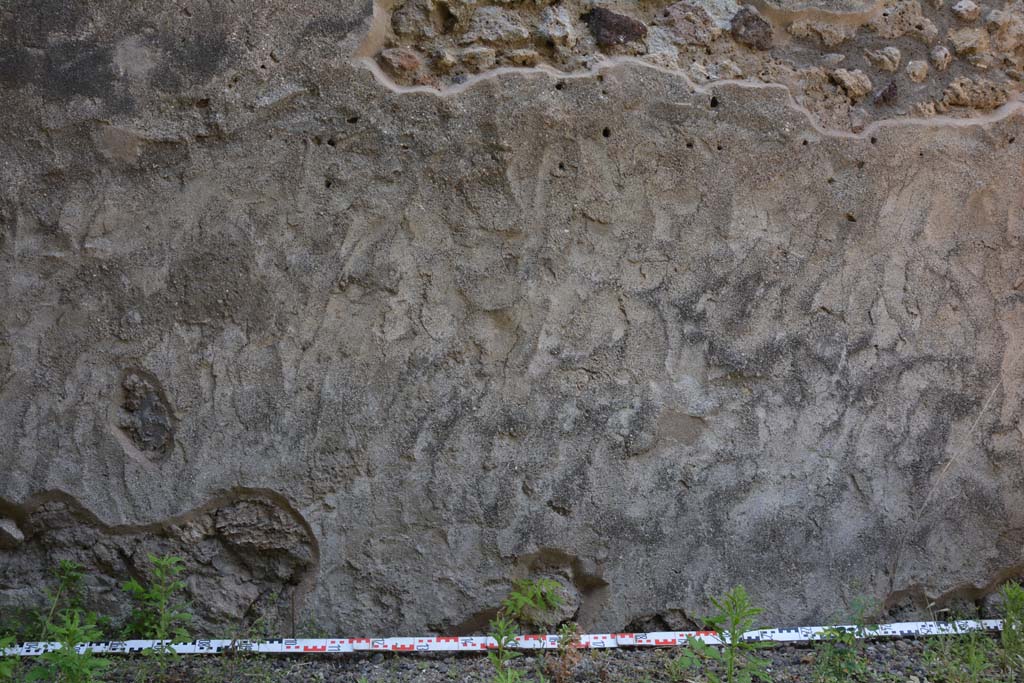 IX.5.2 Pompeii. May 2017. Room �r�, lower north wall.
Foto Christian Beck, ERC Grant 681269 D�COR.

