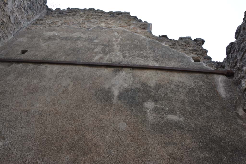 IX.5.2 Pompeii. May 2017. Room �w�, upper north wall. 
Foto Christian Beck, ERC Grant 681269 D�COR.

