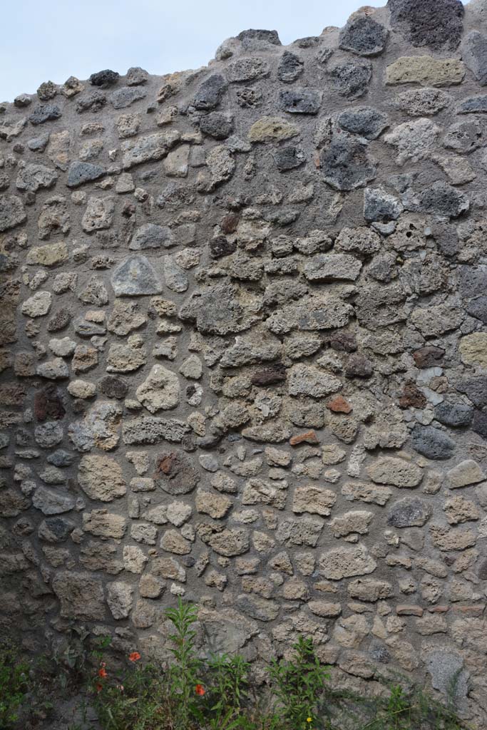 IX.5.2 Pompeii. May 2017. Room �x�, looking towards east wall at north end.
Foto Christian Beck, ERC Grant 681269 D�COR.
