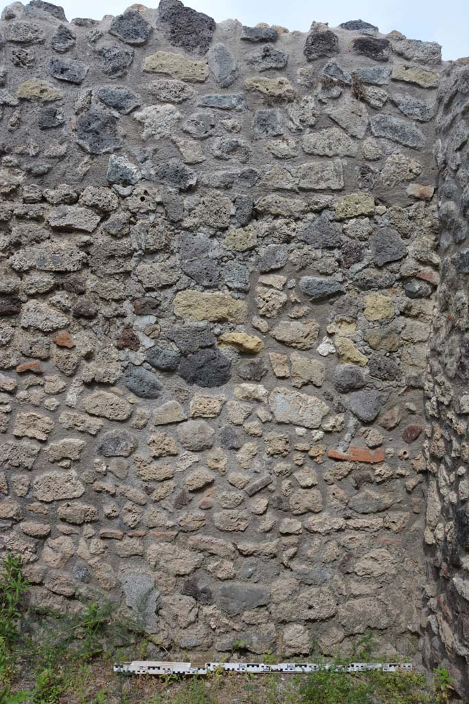 IX.5.2 Pompeii. May 2017. Room �x�, looking towards east wall at south end.
Foto Christian Beck, ERC Grant 681269 D�COR.
