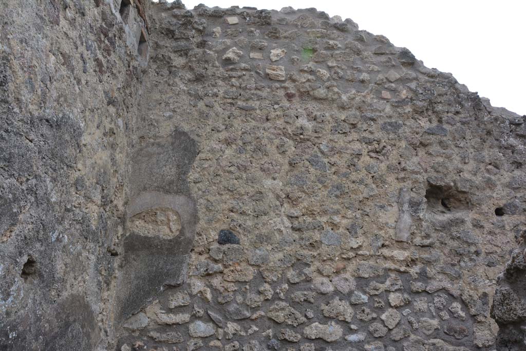 IX.5.2 Pompeii. May 2017. Room �y�, upper west wall above south-west corner.
Foto Christian Beck, ERC Grant 681269 D�COR.
