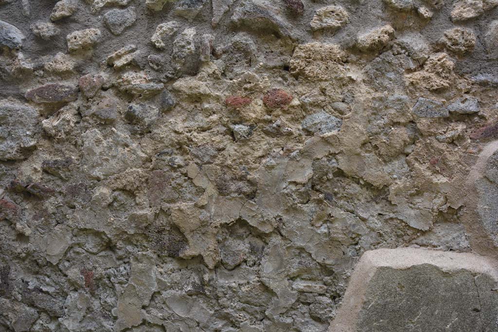 IX.5.2 Pompeii. May 2017. Room �y�, detail of north wall towards east end. 
Foto Christian Beck, ERC Grant 681269 D�COR.
