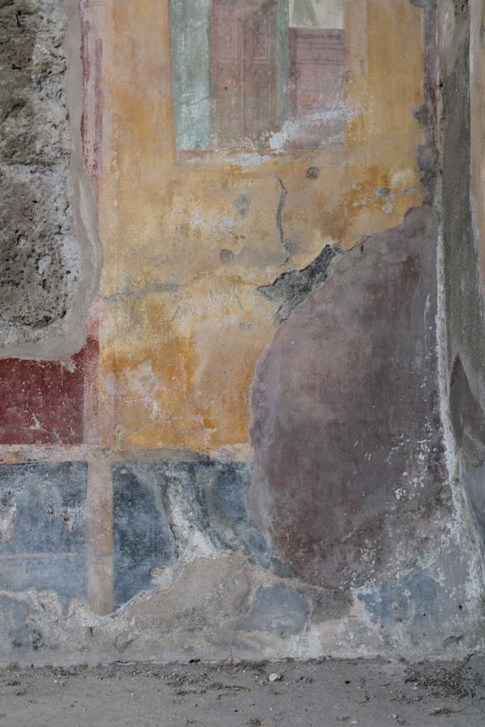 IX.5.2 Pompeii. May 2019. Room �u�, lower north wall at east end.
Foto Christian Beck, ERC Grant 681269 D�COR.
