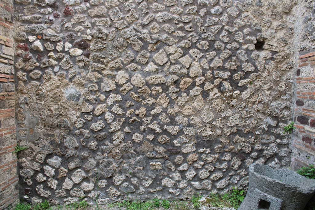 IX.5.4 Pompeii. March 2019. Room c, looking towards east wall.
Foto Christian Beck, ERC Grant 681269 D�COR.
