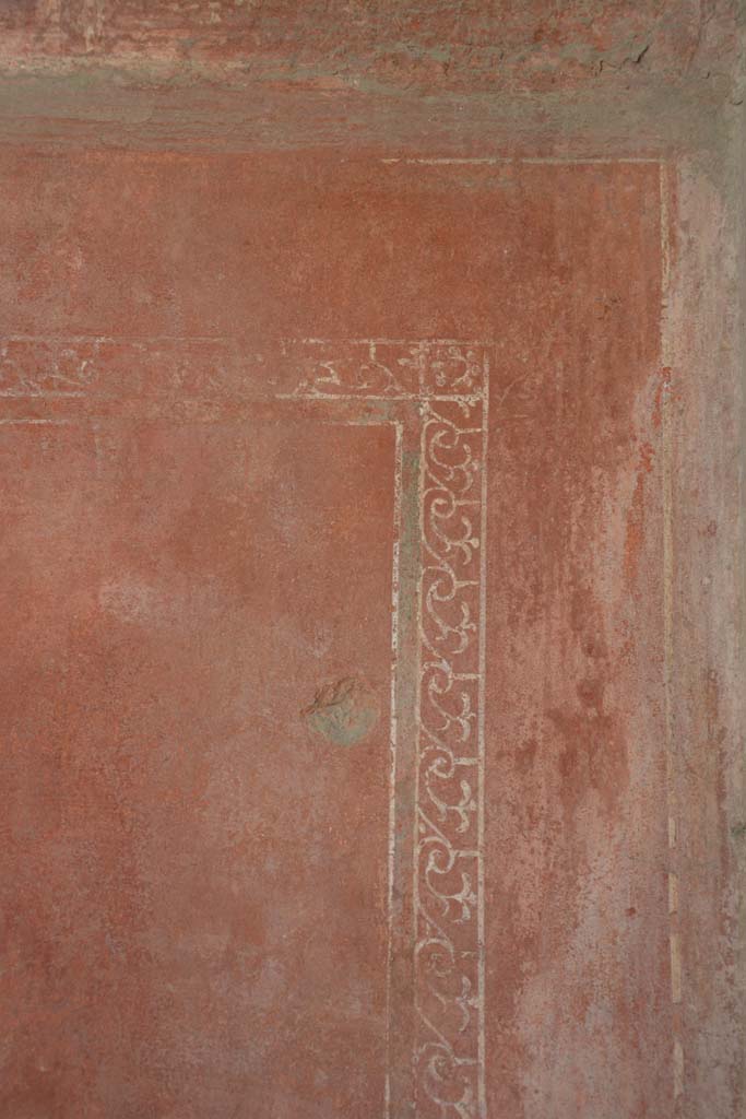 IX.5.6 Pompeii. May 2017. 
Room i, detail of border edging on south wall in south-west corner.
Foto Christian Beck, ERC Grant 681269 D�COR.
