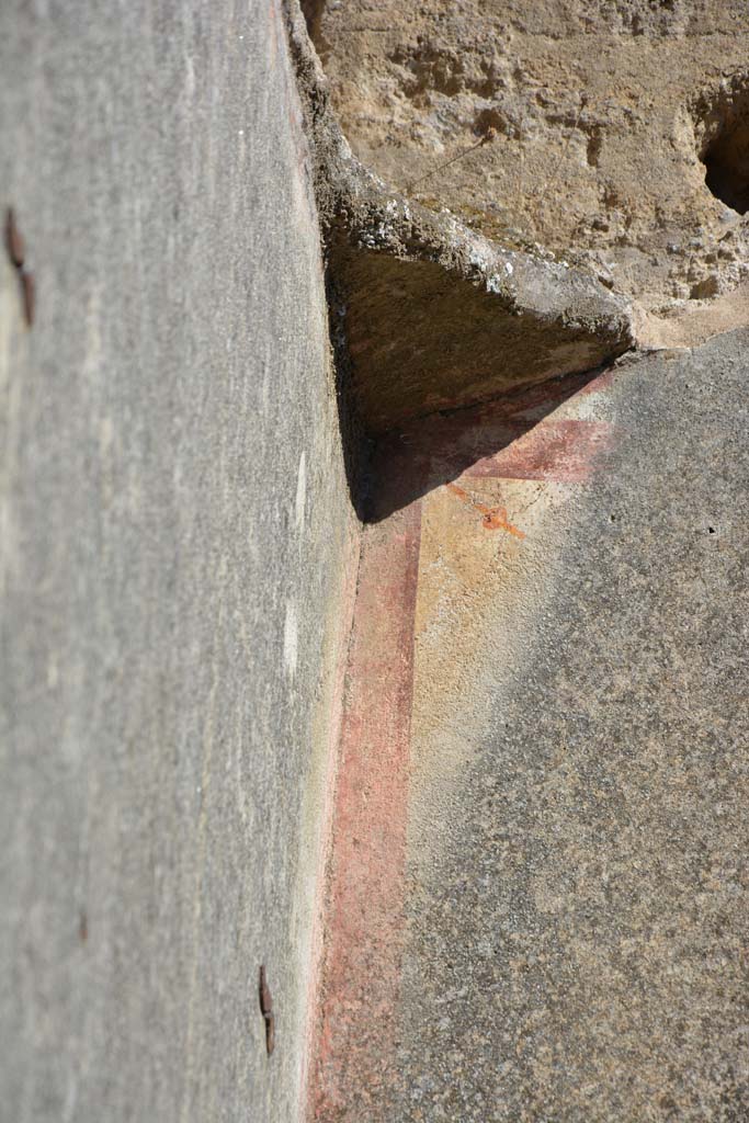 IX.5.6 Pompeii. May 2017. 
Room o, looking towards upper south wall with ceiling, in south-east corner. 
Foto Christian Beck, ERC Grant 681269 D�COR.

