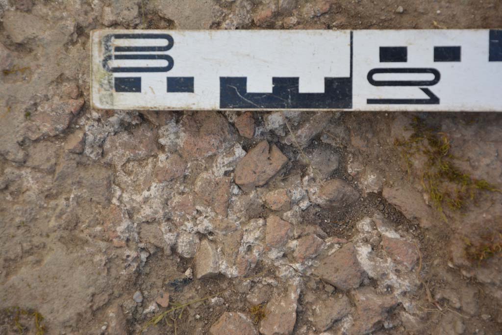 IX.5.6 Pompeii. May 2017. Room r, detail of flooring.
Foto Christian Beck, ERC Grant 681269 D�COR.

