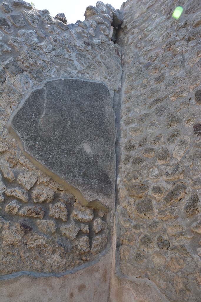 IX.5.6 Pompeii. May 2017. Room b, upper south-west corner.
Foto Christian Beck, ERC Grant 681269 D�COR.
