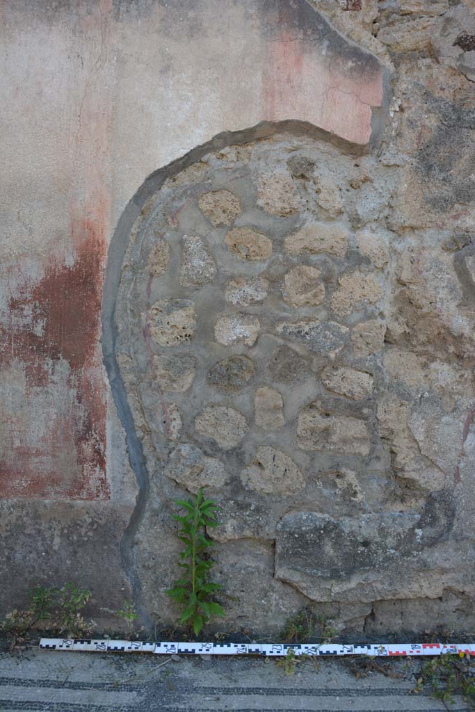 IX.5.6 Pompeii. May 2017. West ala d, centre of west wall.
Foto Christian Beck, ERC Grant 681269 D�COR.


