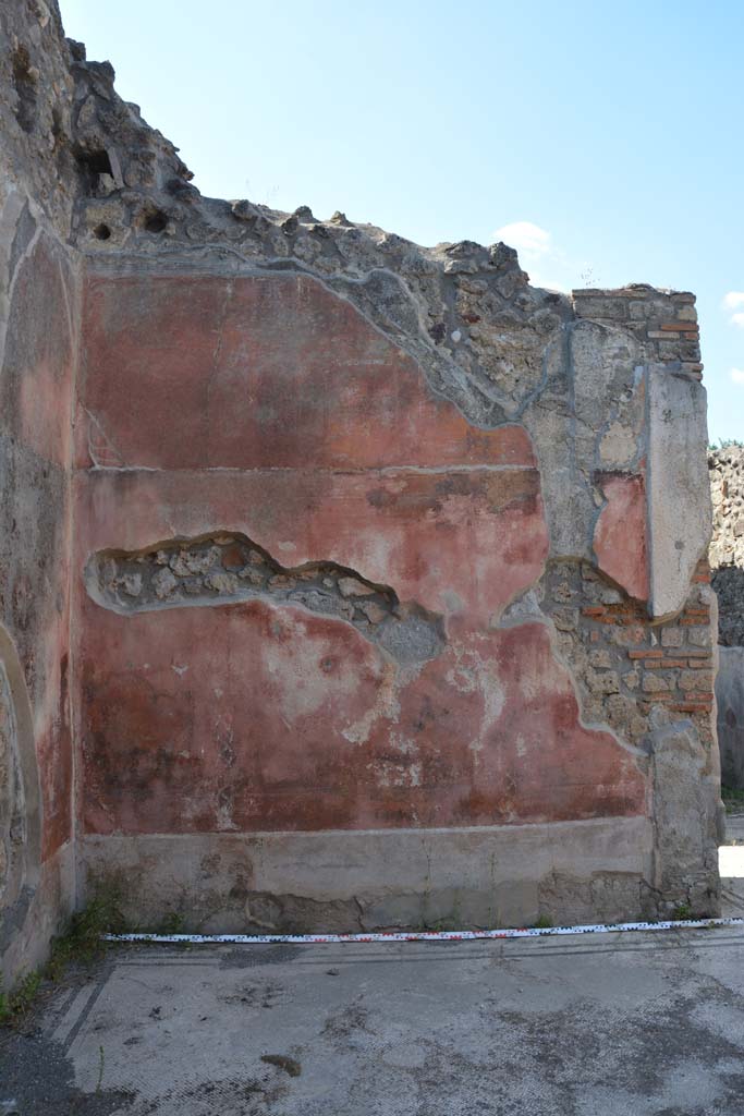 IX.5.6 Pompeii. May 2017. West ala d, looking towards north wall.
Foto Christian Beck, ERC Grant 681269 D�COR.
