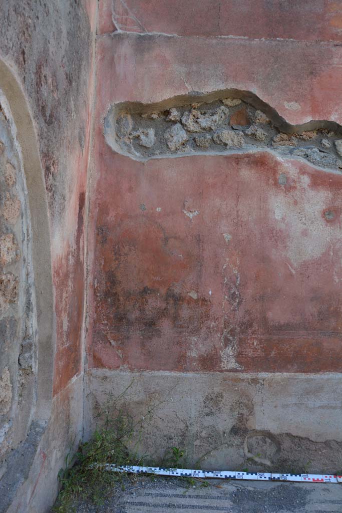 IX.5.6 Pompeii. May 2017. West ala d, detail from north wall at west end. 
Foto Christian Beck, ERC Grant 681269 D�COR.
