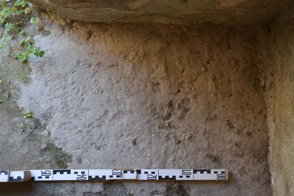 IX.5.6 Pompeii. May 2017. Room h, flooring in south-east corner. 
Foto Christian Beck, ERC Grant 681269 D�COR.
