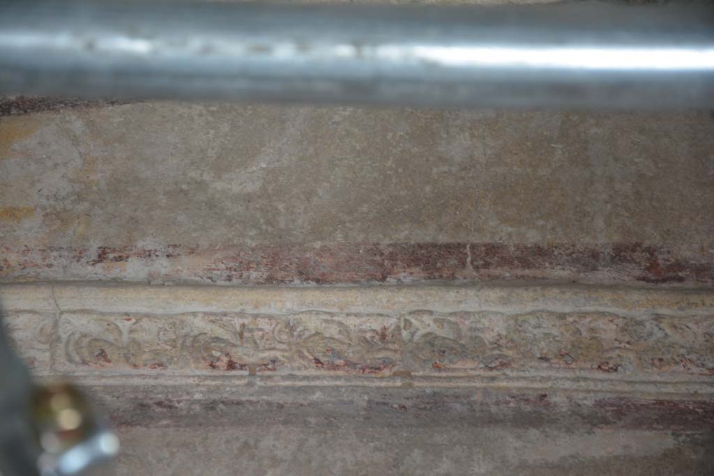 IX.5.6 Pompeii. May 2017. Room h, upper west wall, detail of stucco. 
Foto Christian Beck, ERC Grant 681269 D�COR.

