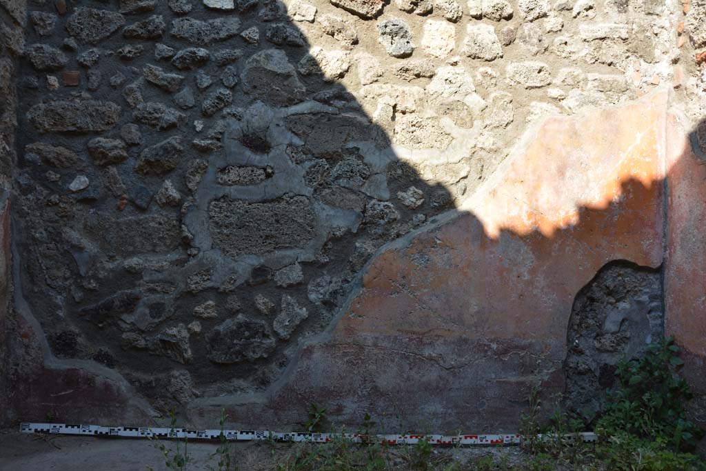 IX.5.6 Pompeii. May 2017. Room f, looking towards east wall. 
Foto Christian Beck, ERC Grant 681269 D�COR.

