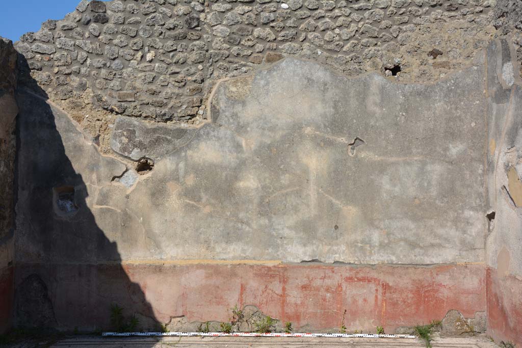 IX.5.6 Pompeii. May 2017. East ala e, looking towards east wall. 
Foto Christian Beck, ERC Grant 681269 D�COR.

