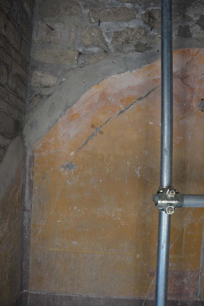 IX.5.6 Pompeii. May 2017. Room g, upper north wall at west end.
Foto Christian Beck, ERC Grant 681269 D�COR.

