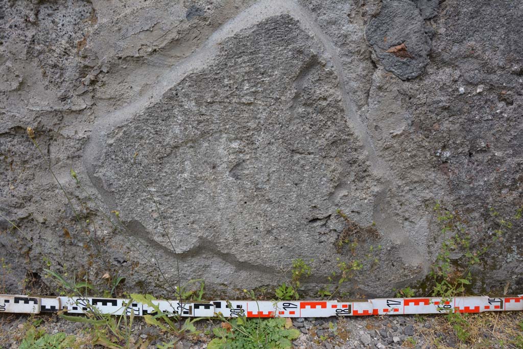 IX.5.8 Pompeii. May 2017. Remaining plaster on east wall at north end.
Foto Christian Beck, ERC Grant 681269 D�COR.

