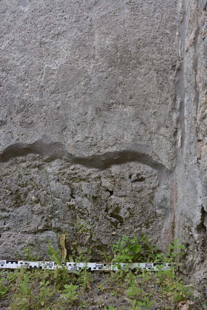 IX.5.8 Pompeii. May 2017. Lower east wall in south-east corner.
Foto Christian Beck, ERC Grant 681269 D�COR.
