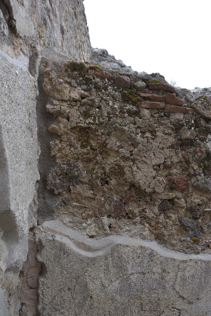 IX.5.8 Pompeii. May 2017. Upper west wall in south-west corner.
Foto Christian Beck, ERC Grant 681269 D�COR.
