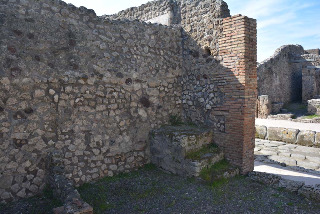 IX.5.8, Pompeii. March 2017. Looking towards north-west corner with three steps of the base of the steps to upper floor.
Foto Christian Beck, ERC Grant 681269 D�COR.

