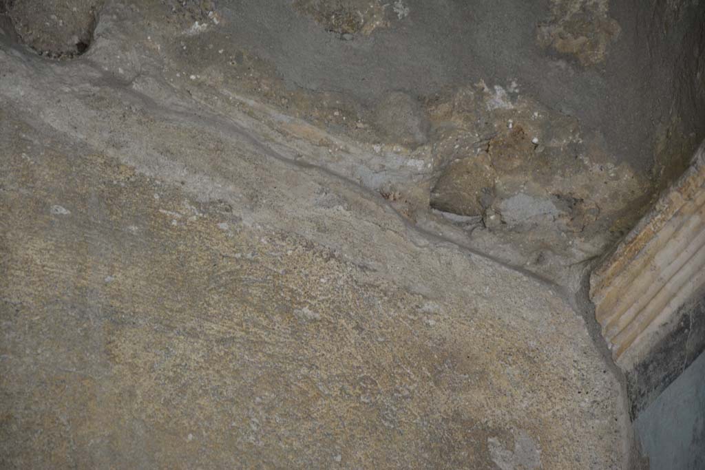IX.5.9 Pompeii. May 2017. Room �l (L)�, detail from upper west wall in north-west corner.
Foto Christian Beck, ERC Grant 681269 D�COR.

