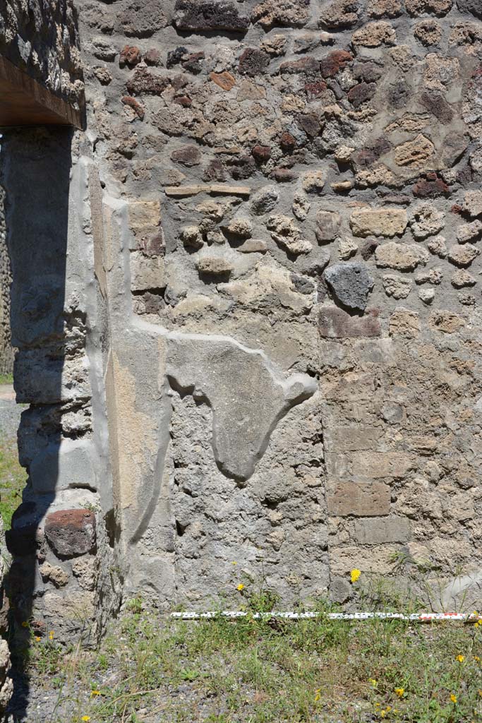 IX.5.9 Pompeii. May 2017. Room �m�, north wall in north-west corner.
Foto Christian Beck, ERC Grant 681269 D�COR.
