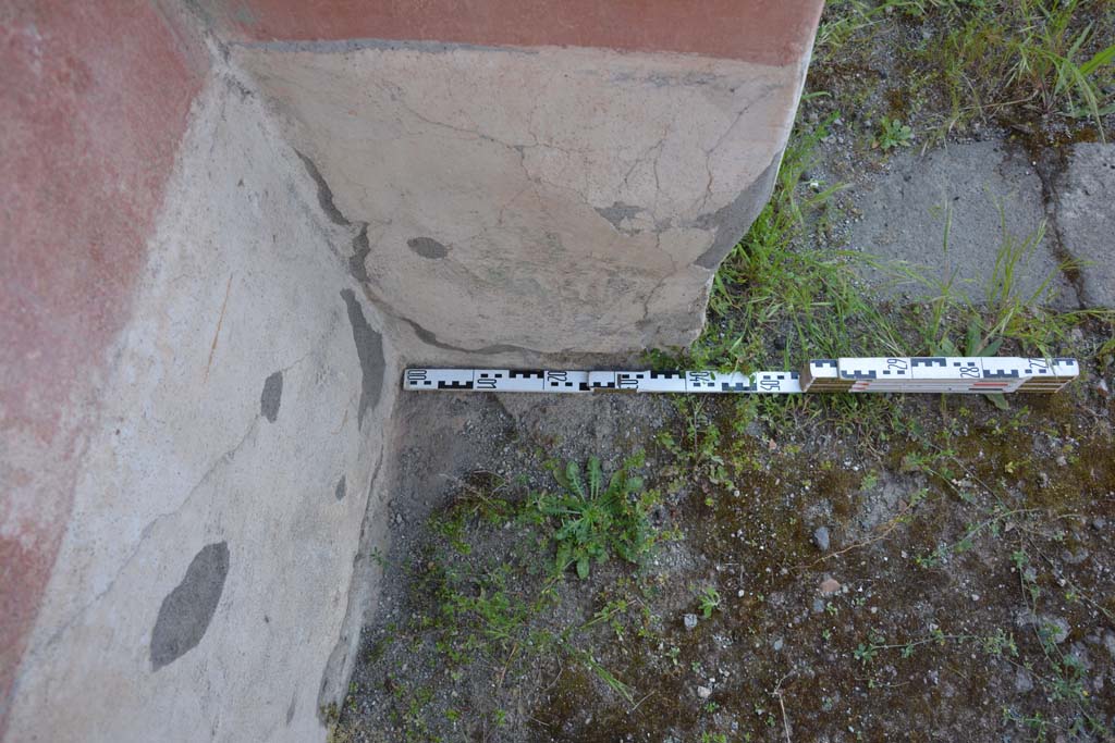 IX.5.9 Pompeii. May 2017. Room �p�, detail from lower north-west corner.
Foto Christian Beck, ERC Grant 681269 D�COR.
