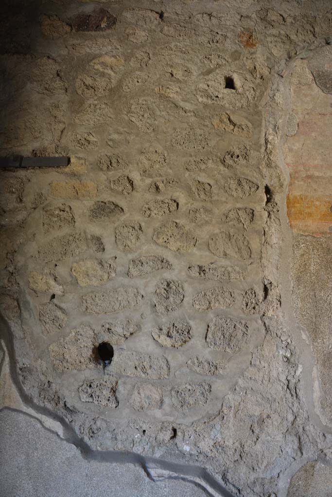 IX.5.9 Pompeii. May 2017. Room �e�, upper south wall.
Foto Christian Beck, ERC Grant 681269 D�COR.
