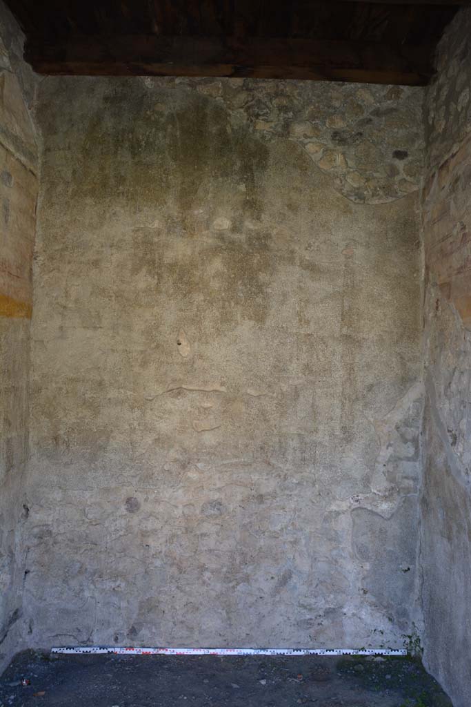 IX.5.9 Pompeii. May 2017. Room �e�, looking towards west wall.
Foto Christian Beck, ERC Grant 681269 D�COR.
