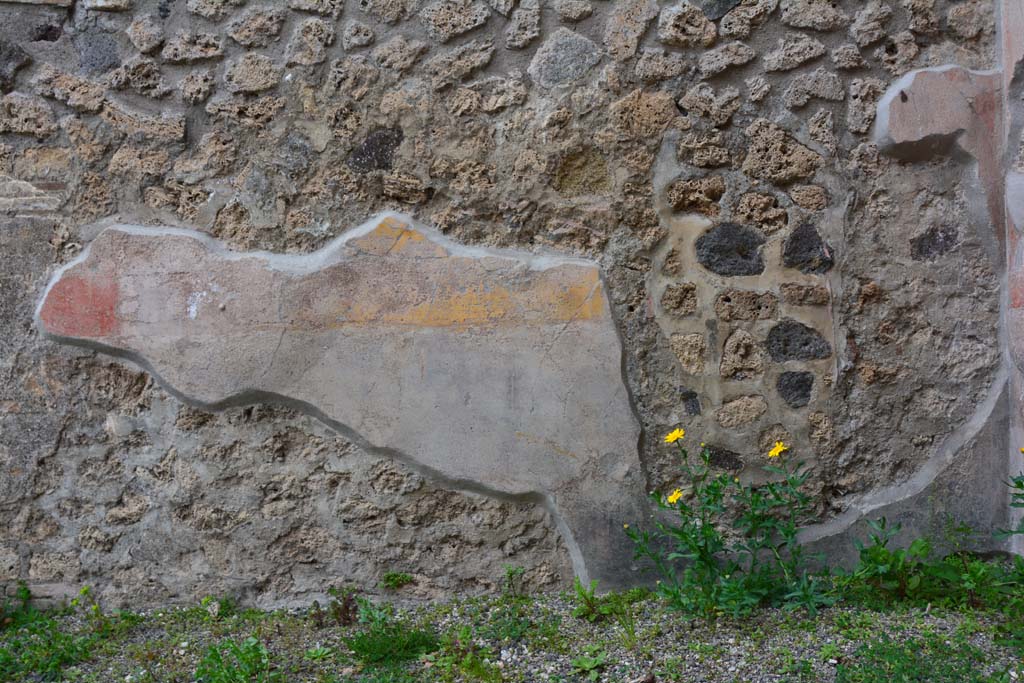 IX.5.9 Pompeii. March 2017. Room �g�, lower north wall at east end.
Foto Christian Beck, ERC Grant 681269 D�COR.
