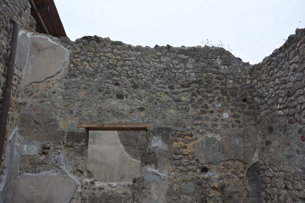 IX.5.10 Pompeii. May 2017. Upper south wall.
Foto Christian Beck, ERC Grant 681269 D�COR.

