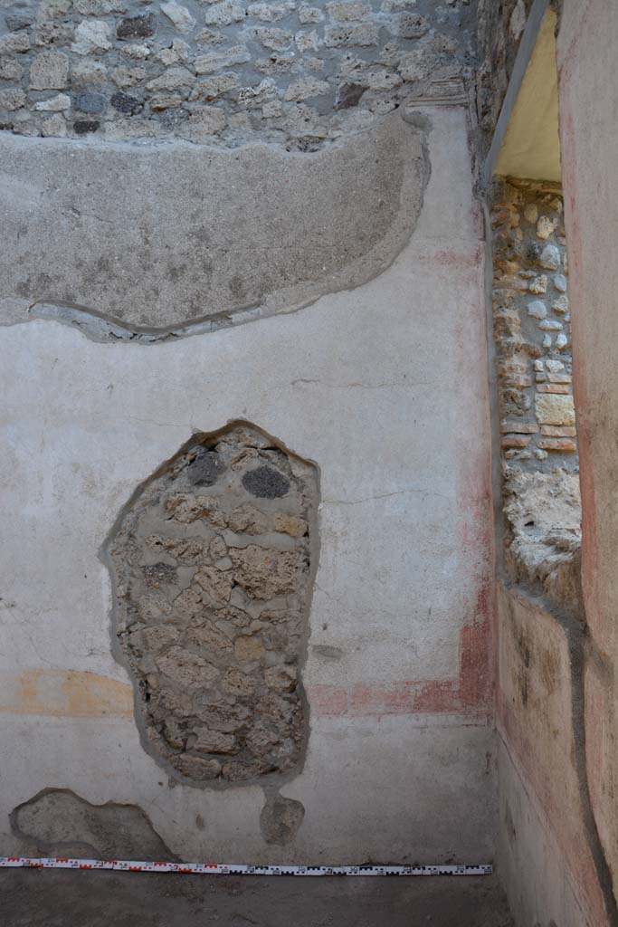 IX.5.11 Pompeii. May 2017. Room k, south end of east wall.
Foto Christian Beck, ERC Grant 681269 D�COR.
