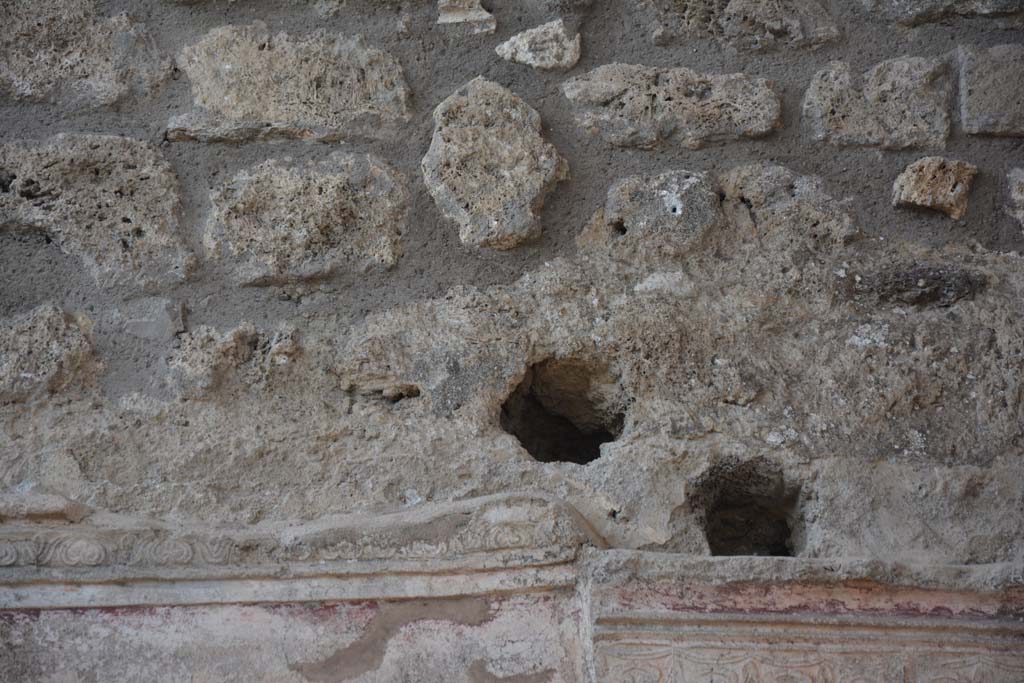 IX.5.11 Pompeii. May 2017. Room k, detail from upper west wall.
Foto Christian Beck, ERC Grant 681269 D�COR.

