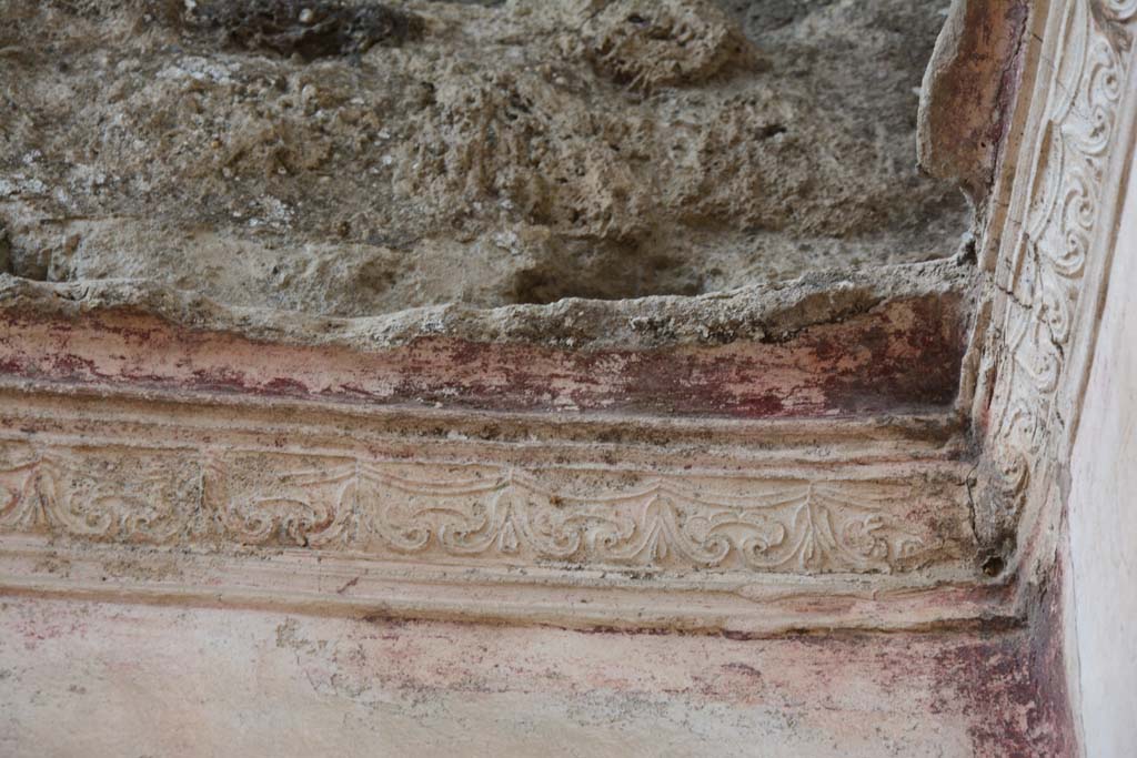 IX.5.11 Pompeii. March 2017. Room k, detail of cornice and part of ceiling in north-west corner. 
Foto Christian Beck, ERC Grant 681269 D�COR.

