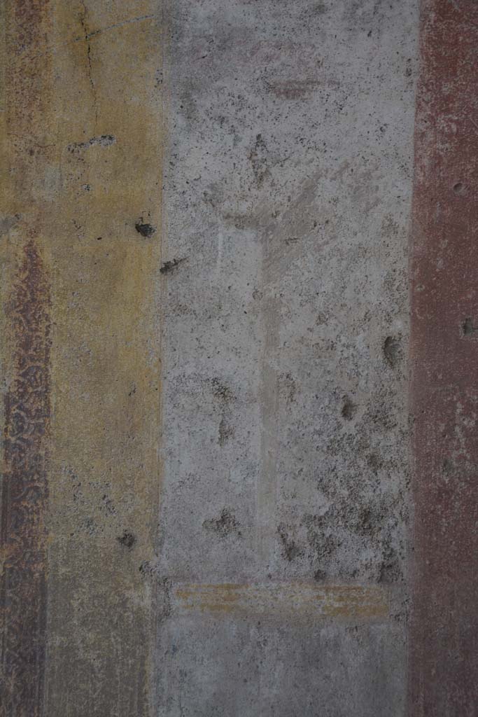 IX.5.11 Pompeii. May 2017. 
Room f, remaining architectural view from compartment on west side of central painting on south wall.
Foto Christian Beck, ERC Grant 681269 D�COR.
