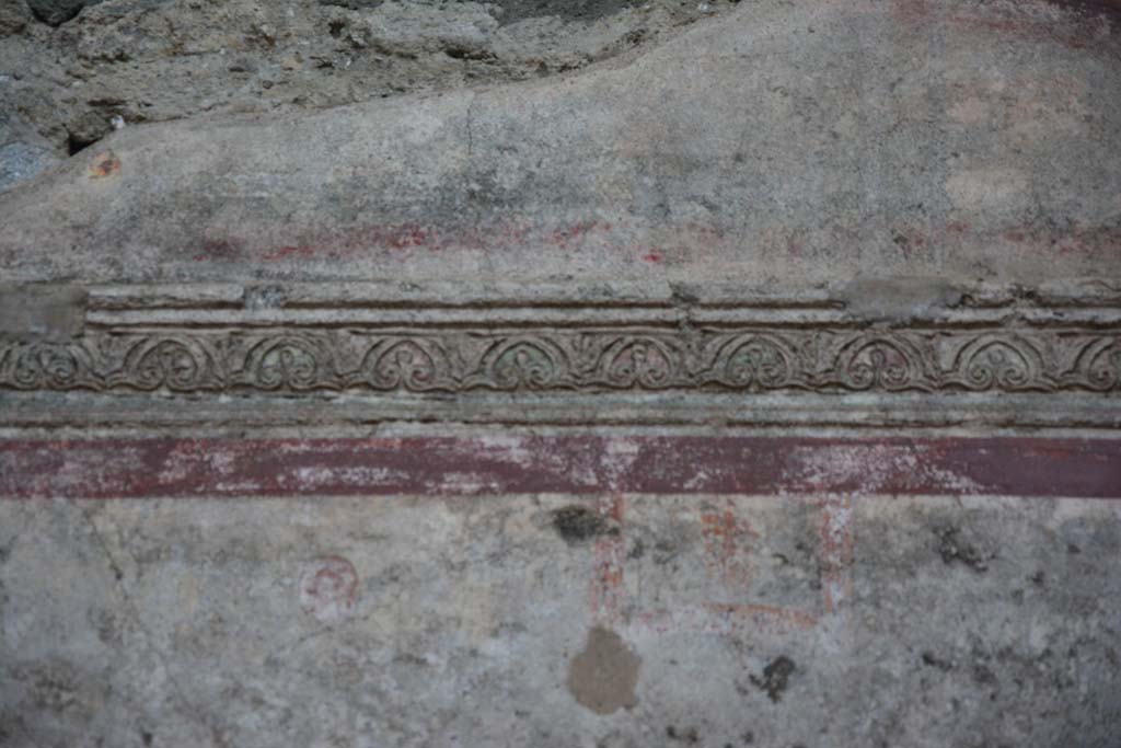 IX.5.11 Pompeii. March 2017. Room f, detail of stucco cornice from upper west wall.
Foto Christian Beck, ERC Grant 681269 D�COR.

