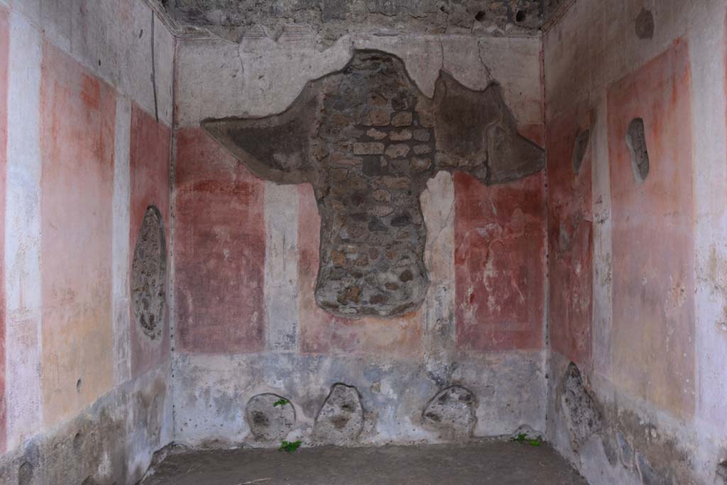 IX.5.11 Pompeii. March 2017. Room e, looking towards west wall.      
Foto Christian Beck, ERC Grant 681269 D�COR


