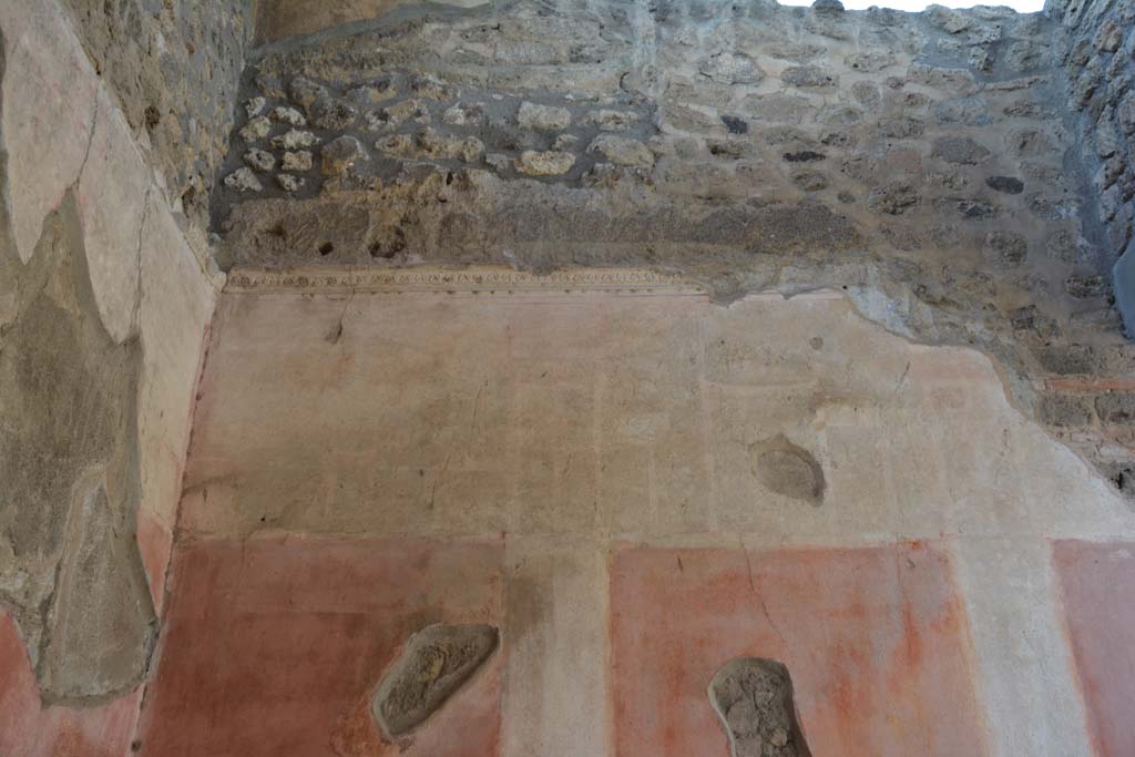IX.5.11 Pompeii. May 2017. Room e, upper north wall. 
Foto Christian Beck, ERC Grant 681269 D�COR.
