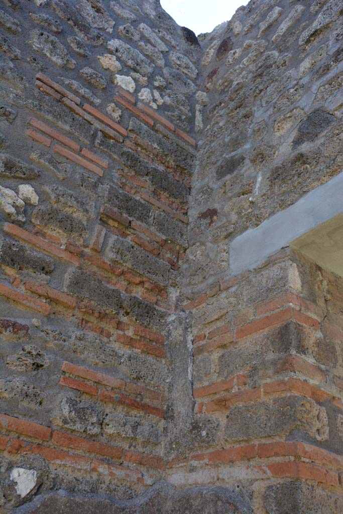 IX.5.11 Pompeii. May 2017. Room c, upper south-east corner.   
Foto Christian Beck, ERC Grant 681269 D�COR

