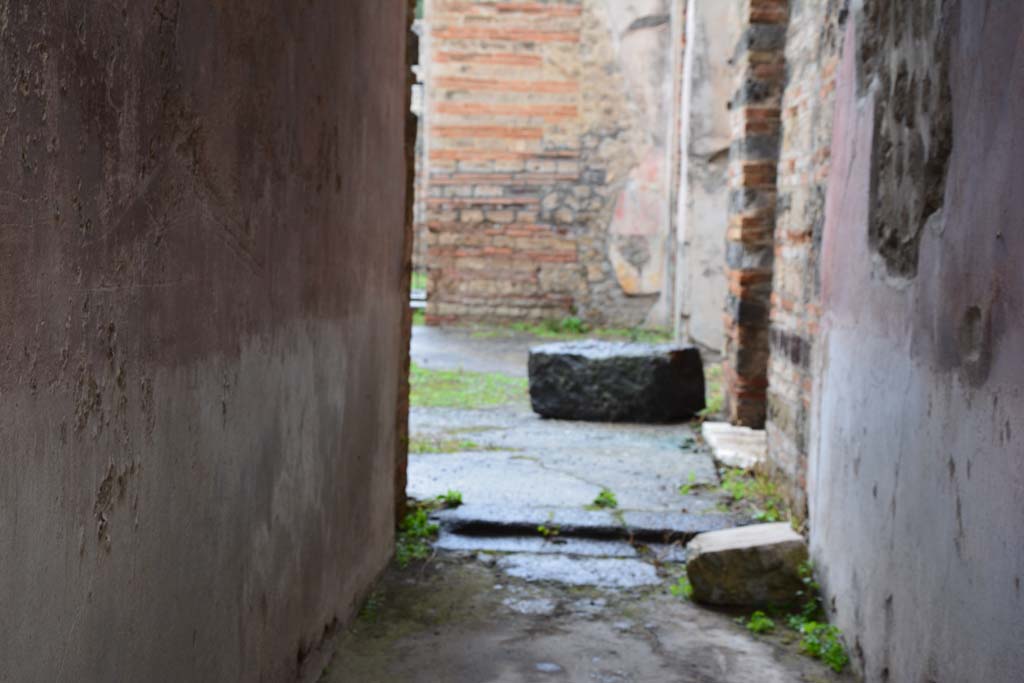 IX.5.11 Pompeii. March 2017. Room m, looking north towards atrium b.
Foto Christian Beck, ERC Grant 681269 D�COR.

