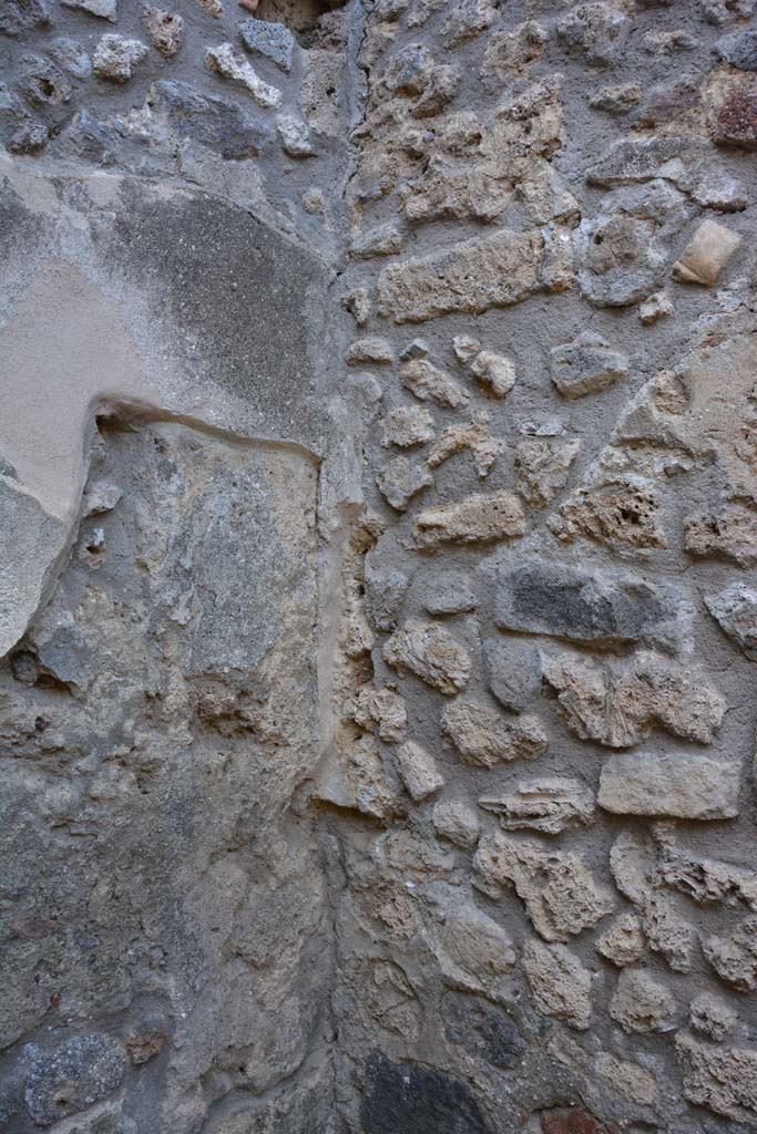 IX.5.11 Pompeii. May 2017. Room o, north-west corner.
Foto Christian Beck, ERC Grant 681269 D�COR.
