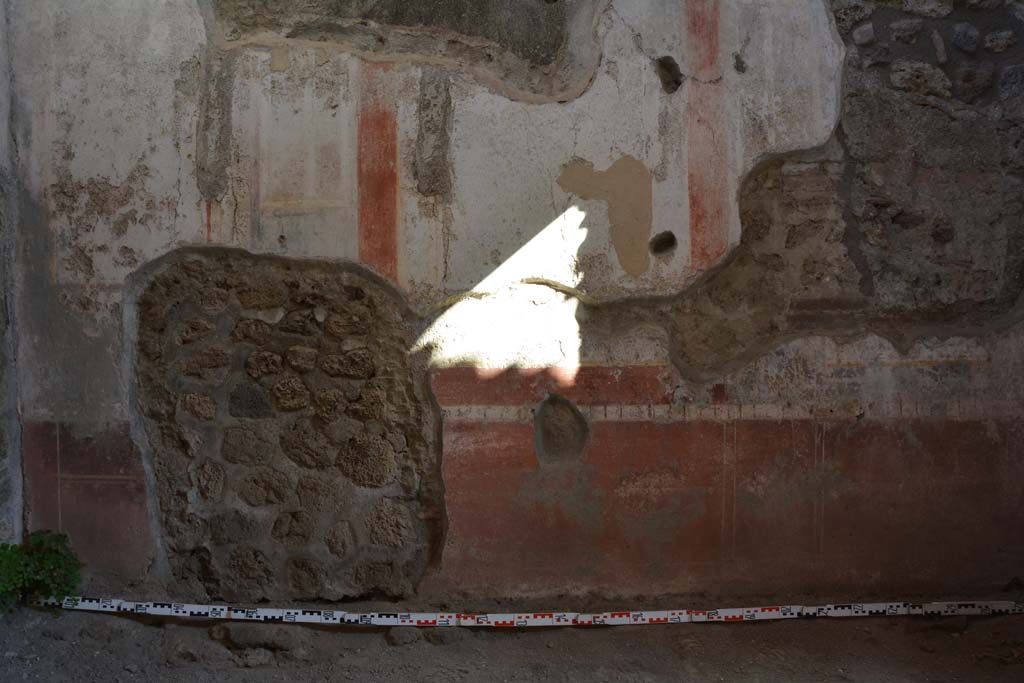 IX.5.11 Pompeii. May 2017. Room g, looking towards lower south wall.
Foto Christian Beck, ERC Grant 681269 D�COR.
