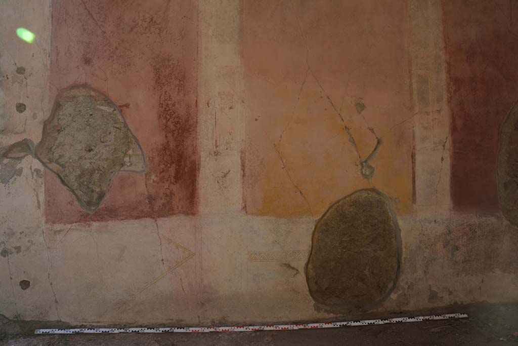 IX.5.11 Pompeii. May 2017. Room h, looking towards lower north wall.
Foto Christian Beck, ERC Grant 681269 D�COR.

