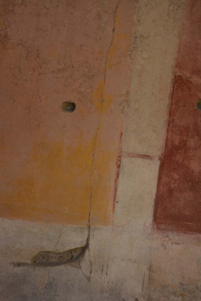 IX.5.11 Pompeii. May 2017. Room h, detail from east wall towards south end.
Foto Christian Beck, ERC Grant 681269 D�COR.
